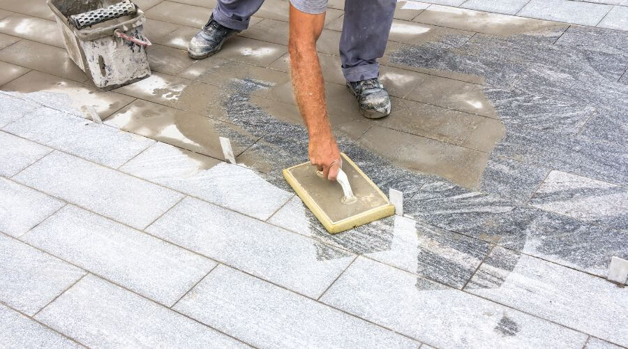 Professional residential roofers in Cortland, OH